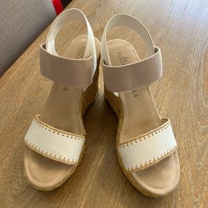 Altar'd State Cream and White Espadrill Wedge Size 7.5